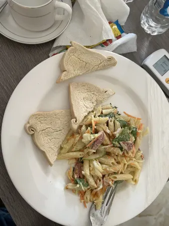 RiverBreeze Hotel Отели в г. Кофоридуа