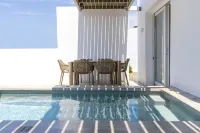 White Holidays Project - Private Pools
