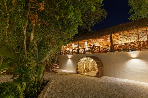 Oom Bubble Boutique Riviera Cancun - Adults Only