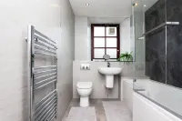 2 Bed Flat-Ground Floor-Parking