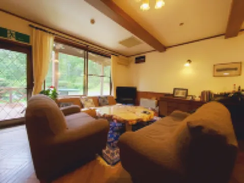 Pension J-HOUSE Hotel di Kiso