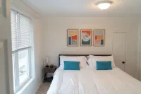 Cozy & Fun! Hot Tub - Arcade - Pool Table - 75 43" TV Hotels in Boyne City