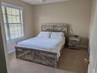 Cozy 3 bedroom, 2 bathroom home by the beach. Отели рядом с достопримечательностью «Island Style»