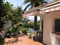 Beautiful house with a fascinating sea view - close to the beach