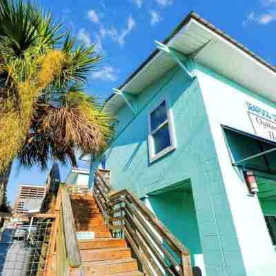 Boathouse Hotel Exterior
