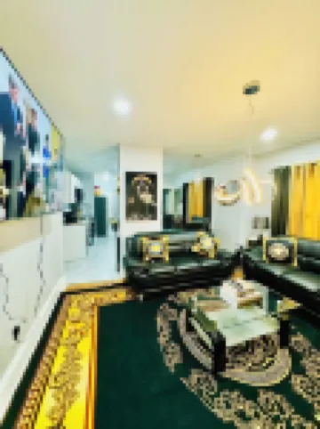 Newly Beautiful  renovated first floor apartment getaway