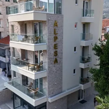 Alpesa Apartments