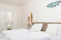 Apartment by the Sea in Residence Juliana