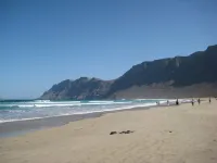 COZY AND SPACIOUS APARTMENT 200 M FROM THE BEACH