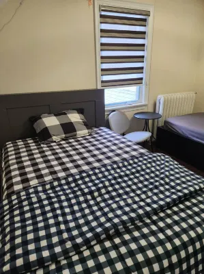 3 Bedroom  House Brampton Toronto Canada Hotels near Canadian College of Business, Science & Technology