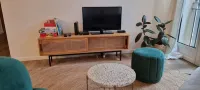 Bright & Cosy 2-Bed Apartment