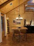 Getaway from the hustle and bustle and stay in a peaceful cabin in the woods! Hotels in Athens
