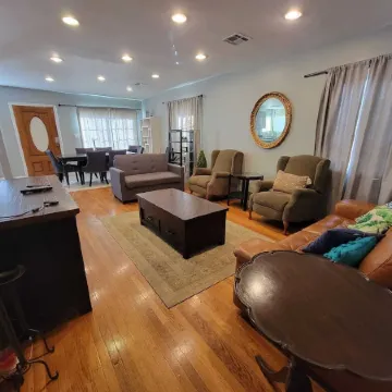 Family Fun Home Отели рядом с достопримечательностью «Golden Triangle»