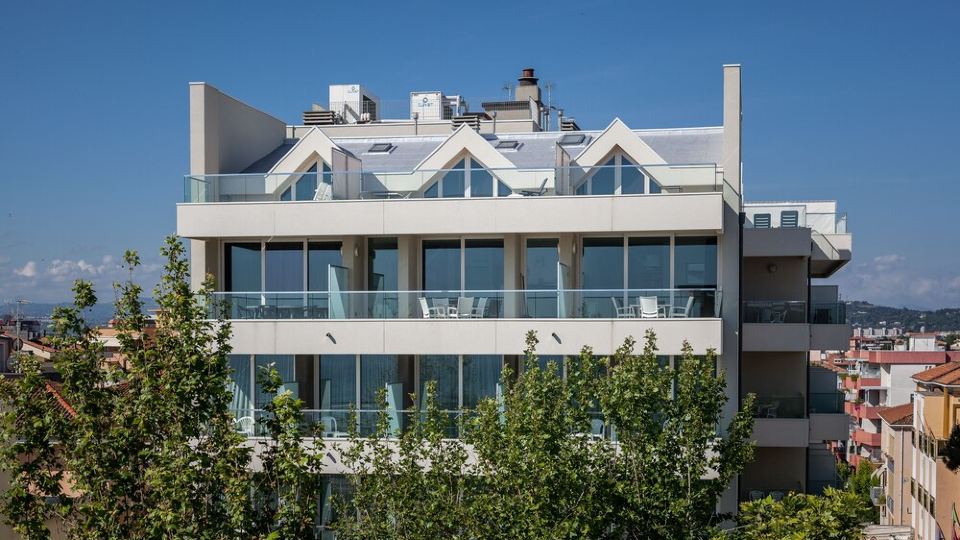 Penthouse Seaview Honeymoon
