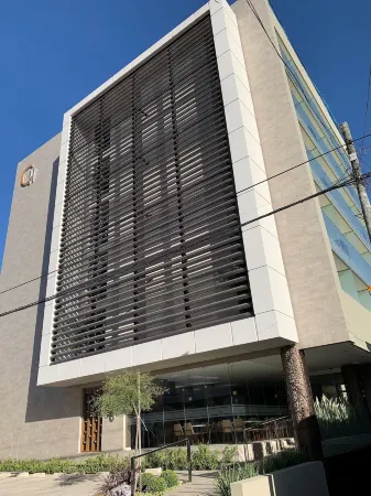 Hotel Catena Отели рядом с Аэропорт Хорхе Вильстерманн