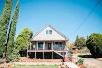 Charming and Updated Home Next to Downtown