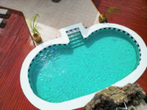 Spacious private villa apartment with pool & 5 min walk to the beach