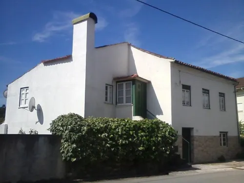 Coja Holiday Cottage, Lovely Views, Near River Beach, Sleeps 6/7 Hotels in Arganil