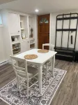 Gertie's Nook: Charming Private Studio Space close to everything!