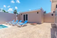 Dream Getaway in Palm Beach - pool, walk to beach, nightlife & restaurants. - ヴィラ