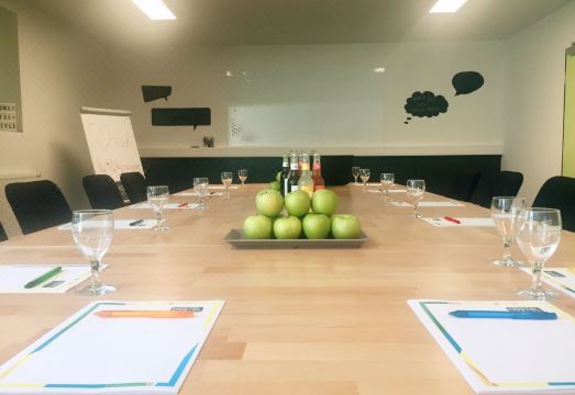 호스텔 아트 & 스타일 로비