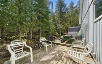 Cottage in the heart of Tobermory Hotels near The Grotto