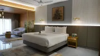 Seasons Rajkot Hotels in der Nähe von द राजकुमार कॉलेज