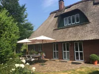 Luxurious country house right on the dike and beach Các khách sạn ở Loxstedt