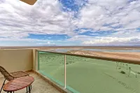 Penthouse at Tessoro with unique views - 1404