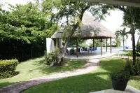 Vacation with All the Comforts of Home. Your Best Holiday Yet!