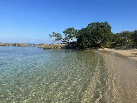 The Recess Stays – 2 Rooms 3 Beds, 2 Baths w/ Grill Отели в г. Лусеа