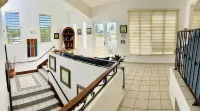 Caribbean Oasis - Spacious Beach Front Villa