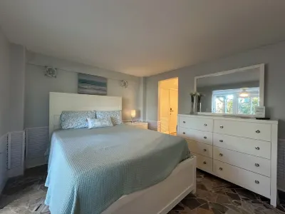 Tropical Island Oasis Full Home Hotels in der Nähe von Fort Myers / Pine Island KOA Holiday