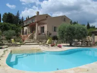 Maison Provencale Avec Piscine