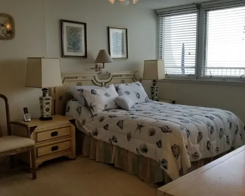 Oceanfront Condo - A Perfect Getaway! シー・アイル・シティのホテル