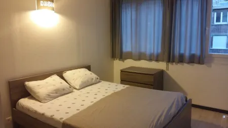 Bright quiet apartment, center Отели в г. Ле Трепор