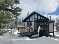 Cozy Fireside Cottage - Spoolmak