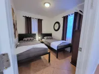 Beverlywood 2 bedroom guesthouse. 5 minutes to Rodeo Drive!