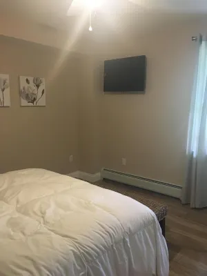 Beautiful space near hiking, wineries, Ithaca Commons, Cornell and IC! 이타카 대학 주변 호텔