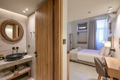 Marea Boutique Suites
