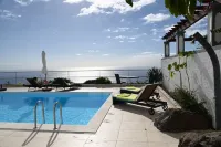 Casa Oliva-Vista Mar2: Designer Apartment on the Garden Level, Prime Location, Heated Pool - Swimmingpools