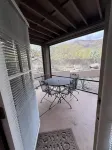 Cozy Condo in Ventana Canyon, 5 mins to Sabino Canyon. Pool, gym, hiking trails