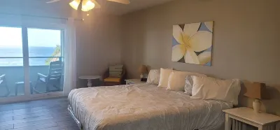 Lovely 2 Bedroom Condo with pool and amazing views 住宿飯店