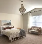 NEW!!!! Luxury 3 bedroom home- 8 mins from downtown Spartanburg