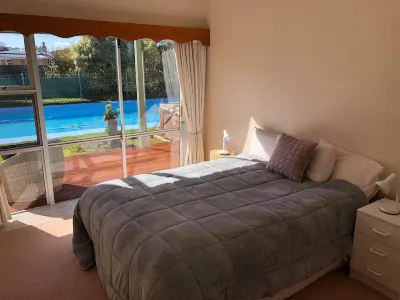 Large spacious family friendly home with pool and spa Hotels near Wairarapa College