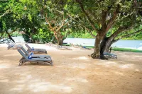 Ocean's Creek Beach Hotel - Romantic