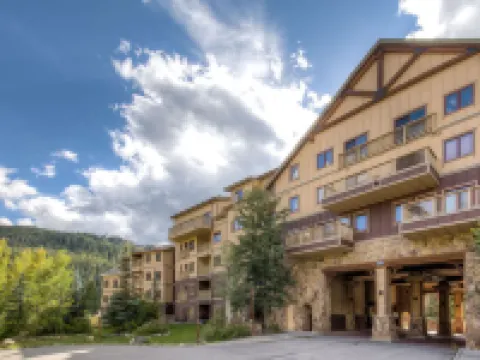 Red Hawk Lodge by Summit County Mountain Retreats Hotels in Dillon