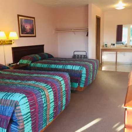 Mountain Country Motor Inn