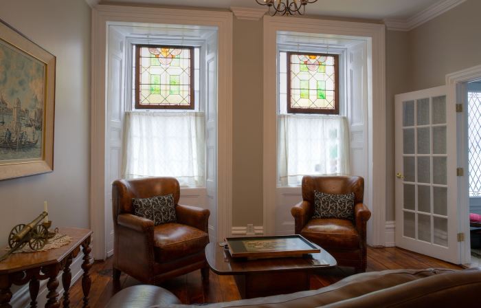 Sir Isaac Brock B&B Luxury Suites