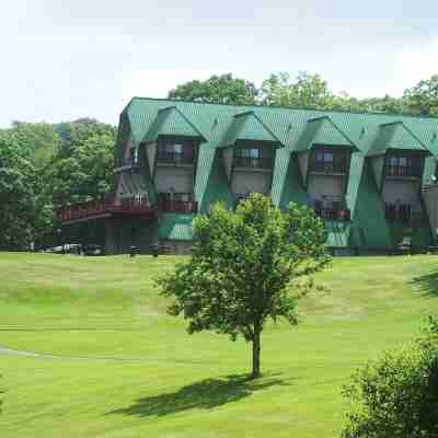 Alpine Lake Resort Hotel Exterior